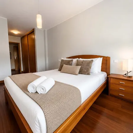 Apartamento Hillside Elegance *
